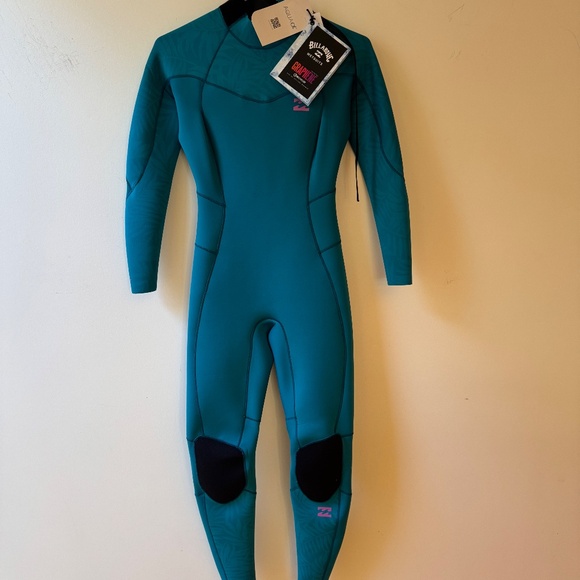 NWT Billabong Women's 'Synergy' 3/2 Neoprene Wetsuit in Blue Lagoon Sz. 6US - Picture 1 of 10